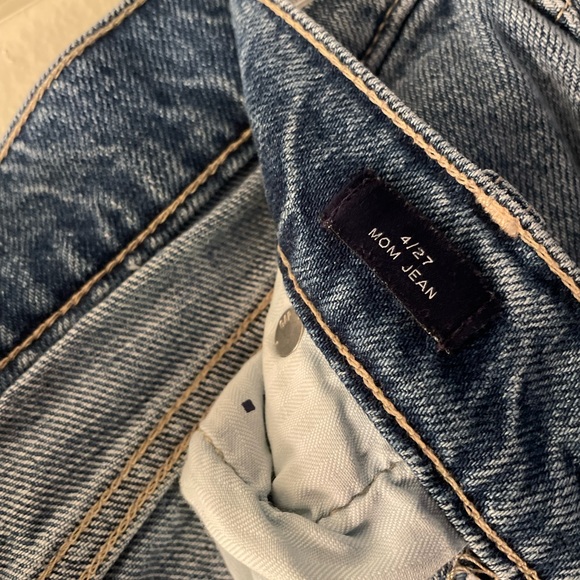 Gap Mom Jeans - Picture 3 of 3
